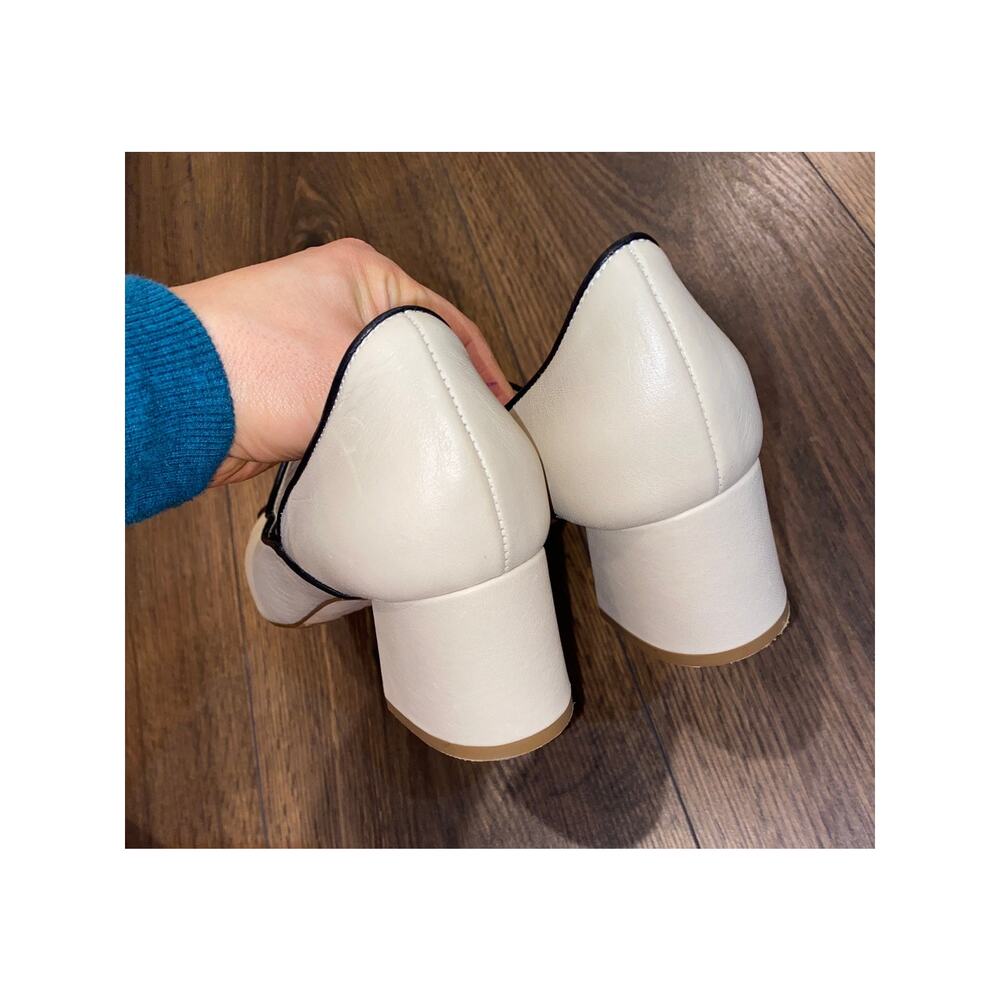 LIKE NEW Mavette Fiona Loafers Pointed Toe Block Heel Ivory/Black Trim EU 38.5 - Picture 11 of 15